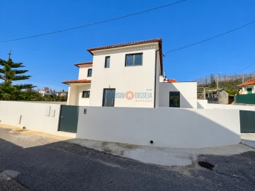 Moradia T4 para Venda em Albergaria-A-Velha e Valmaior
