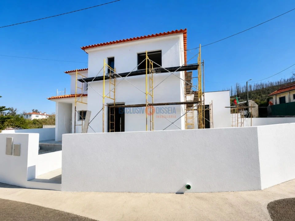 Moradia T4 para Venda em Albergaria-A-Velha e Valmaior Foto 3