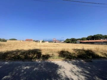 Terreno para Venda em Aguada de Cima