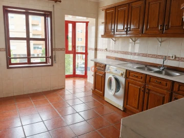 Apartamento T3 para Venda em Albergaria-A-Velha e Valmaior