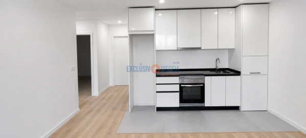 Apartamento T3 para Venda em Avelãs de Caminho