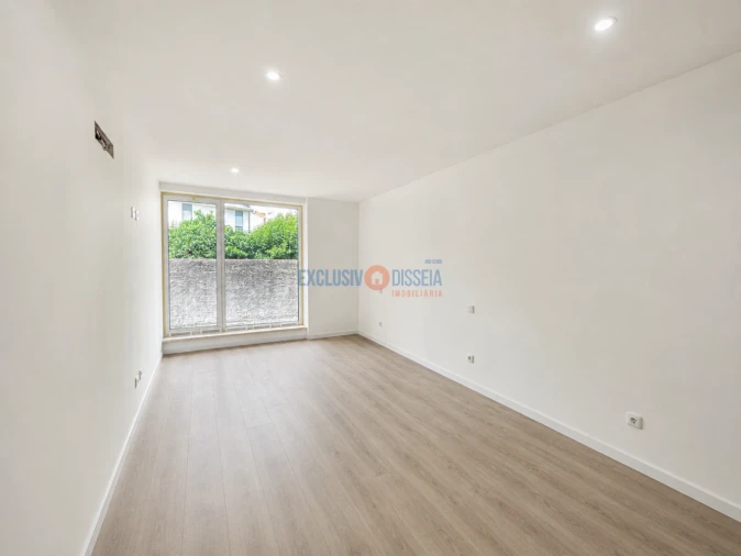 Apartamento T3 para Venda em Avelãs de Caminho Foto 4