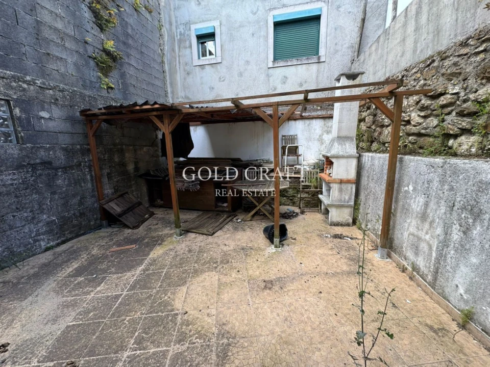 Apartamento T2 para Venda em Santo Quintino Foto 18