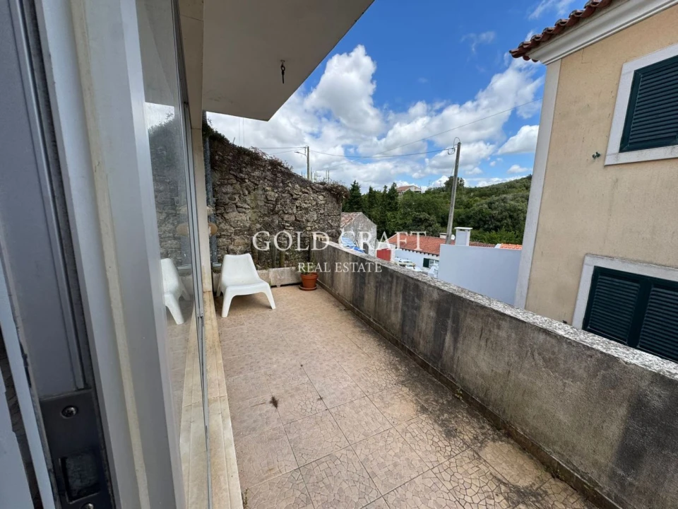 Apartamento T2 para Venda em Santo Quintino Foto 21
