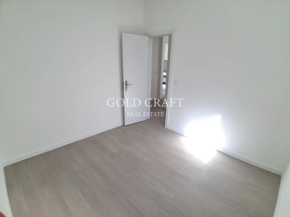 Moradia T2 para Venda em Falagueira-Venda Nova Foto 6