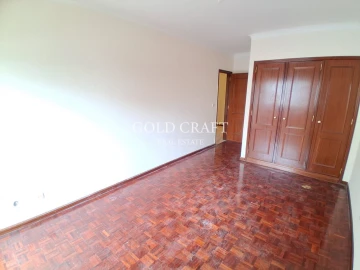 Apartamento T2 para Venda em Algueirão-Mem Martins