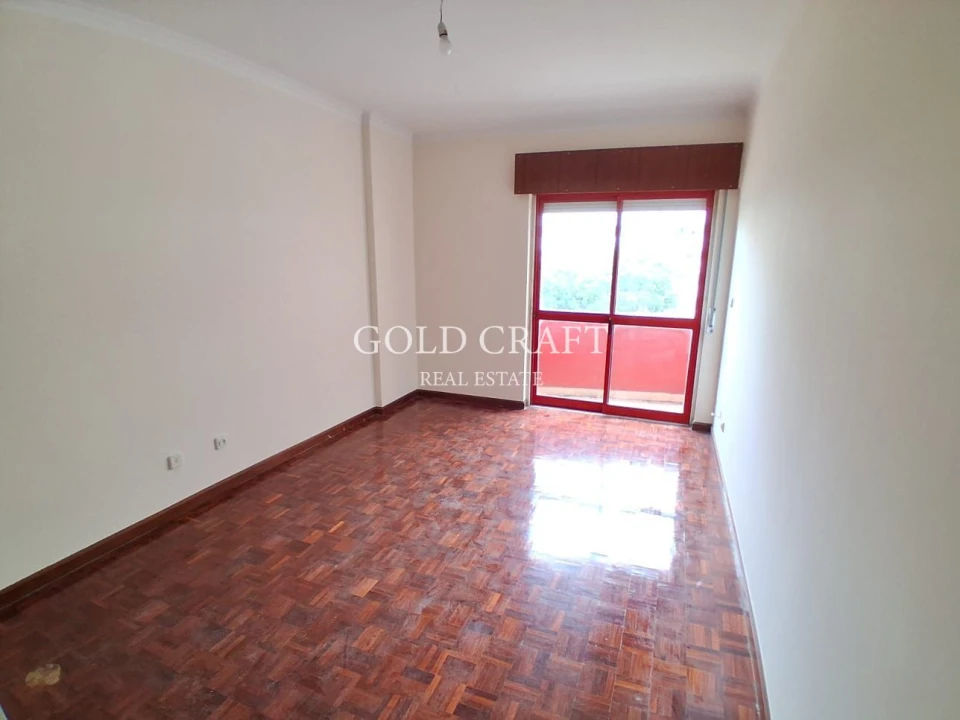 Apartamento T2 para Venda em Algueirão-Mem Martins Foto 15
