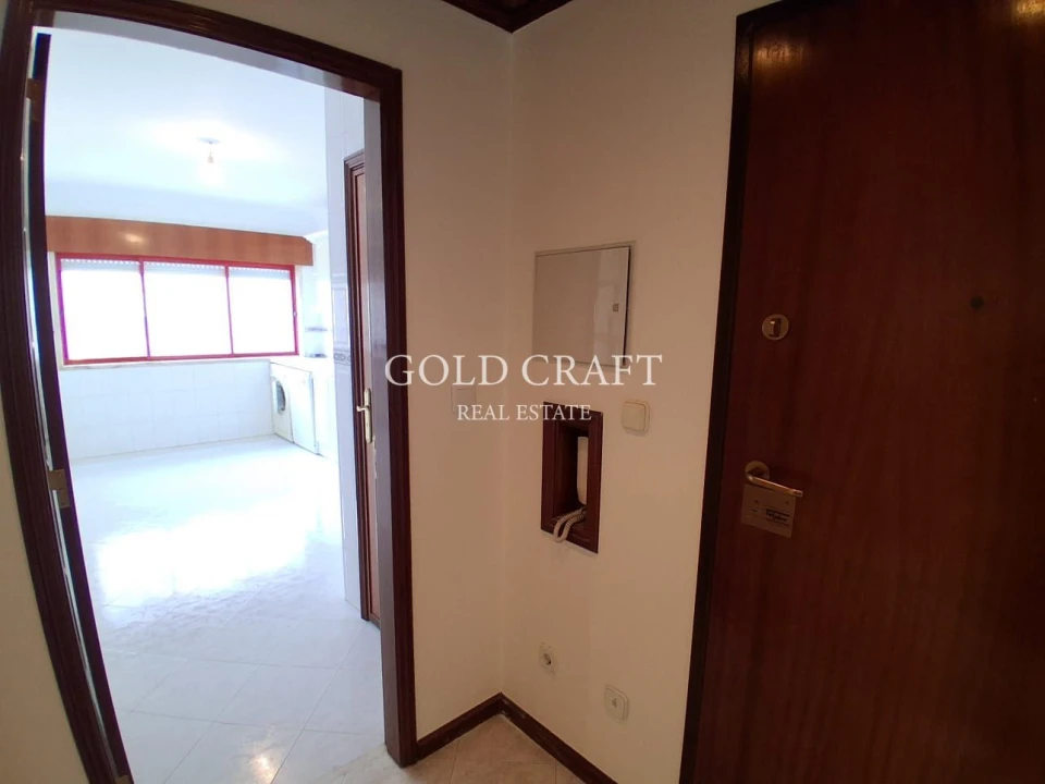 Apartamento T2 para Venda em Algueirão-Mem Martins Foto 3