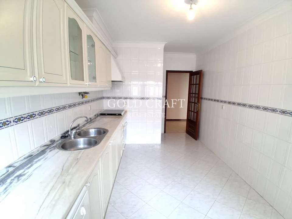 Apartamento T2 para Venda em Algueirão-Mem Martins Foto 10