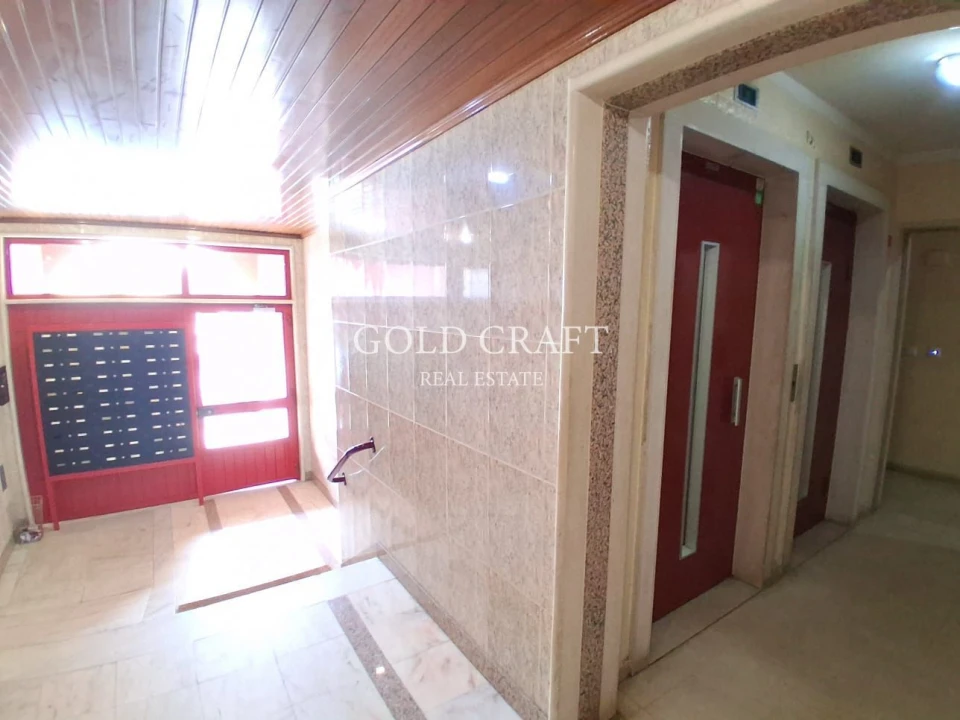 Apartamento T2 para Venda em Algueirão-Mem Martins Foto 30