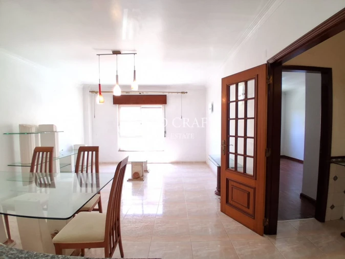 Apartamento T2 para Venda em Algueirão-Mem Martins Foto 9
