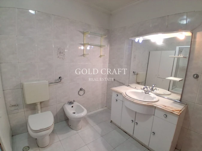 Apartamento T2 para Venda em Algueirão-Mem Martins Foto 20