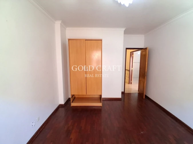 Apartamento T2 para Venda em Algueirão-Mem Martins Foto 12