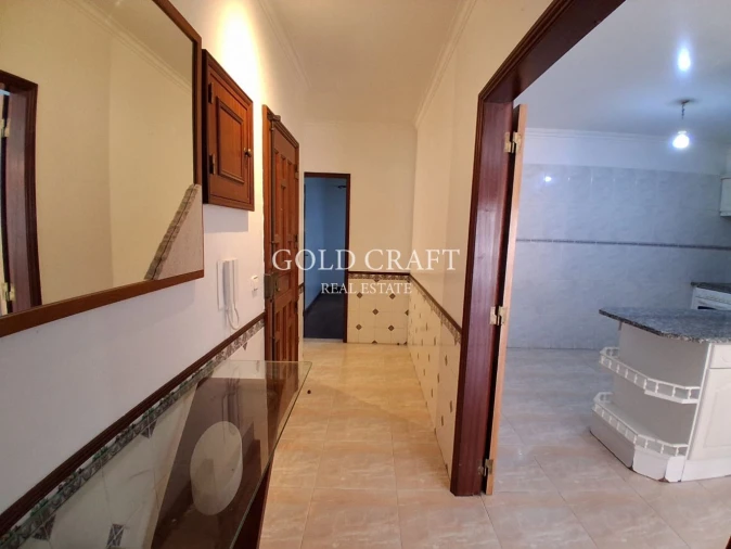 Apartamento T2 para Venda em Algueirão-Mem Martins Foto 3