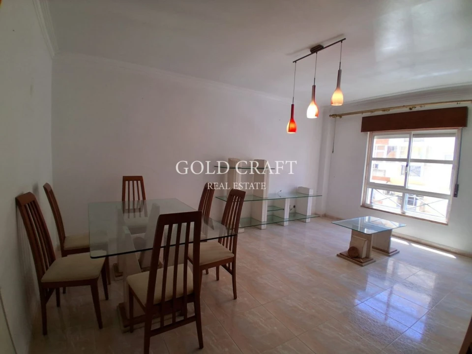 Apartamento T2 para Venda em Algueirão-Mem Martins Foto 4