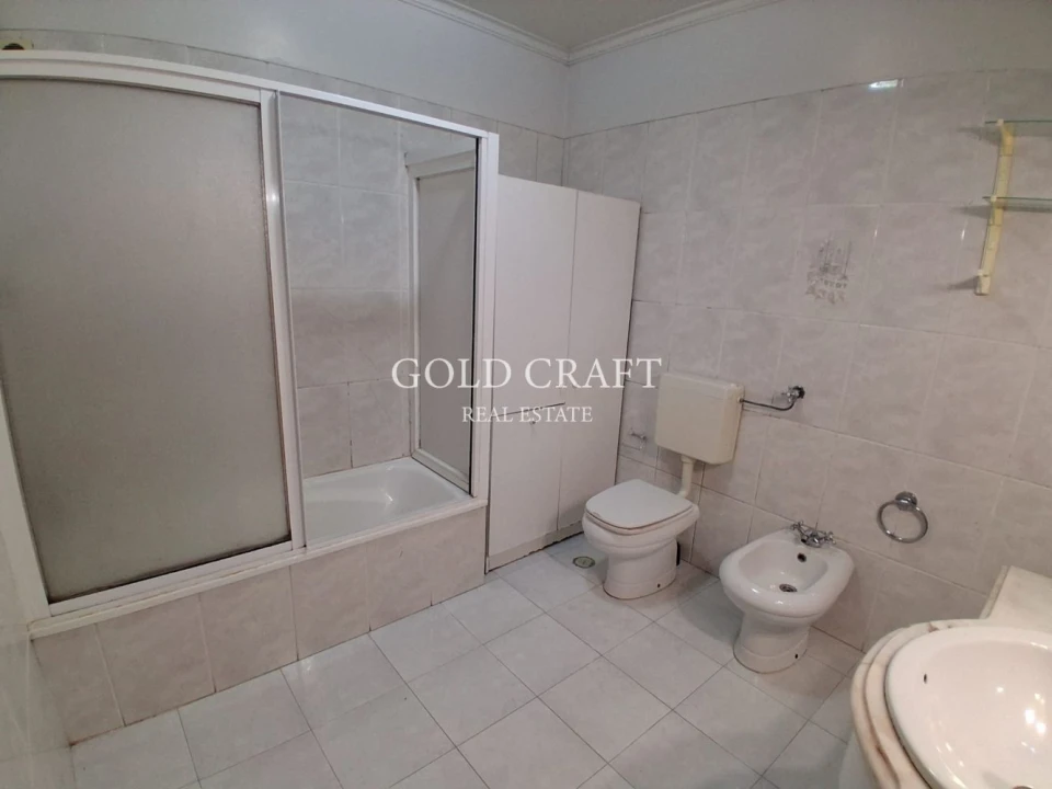 Apartamento T2 para Venda em Algueirão-Mem Martins Foto 19