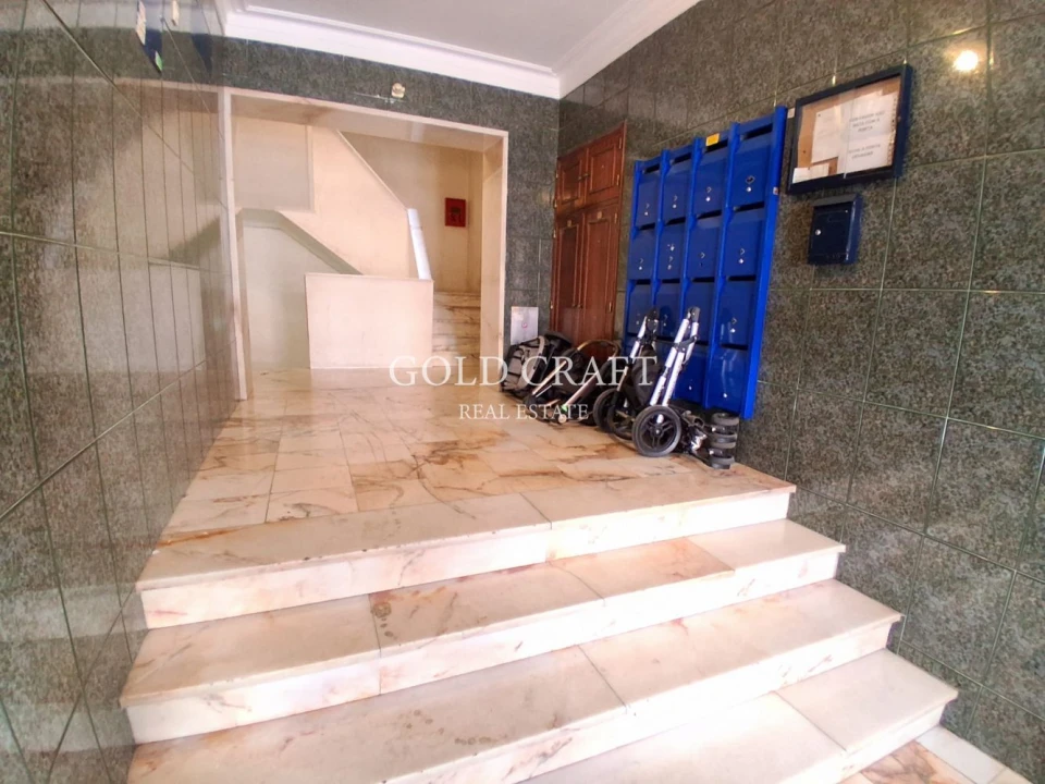 Apartamento T2 para Venda em Algueirão-Mem Martins Foto 24