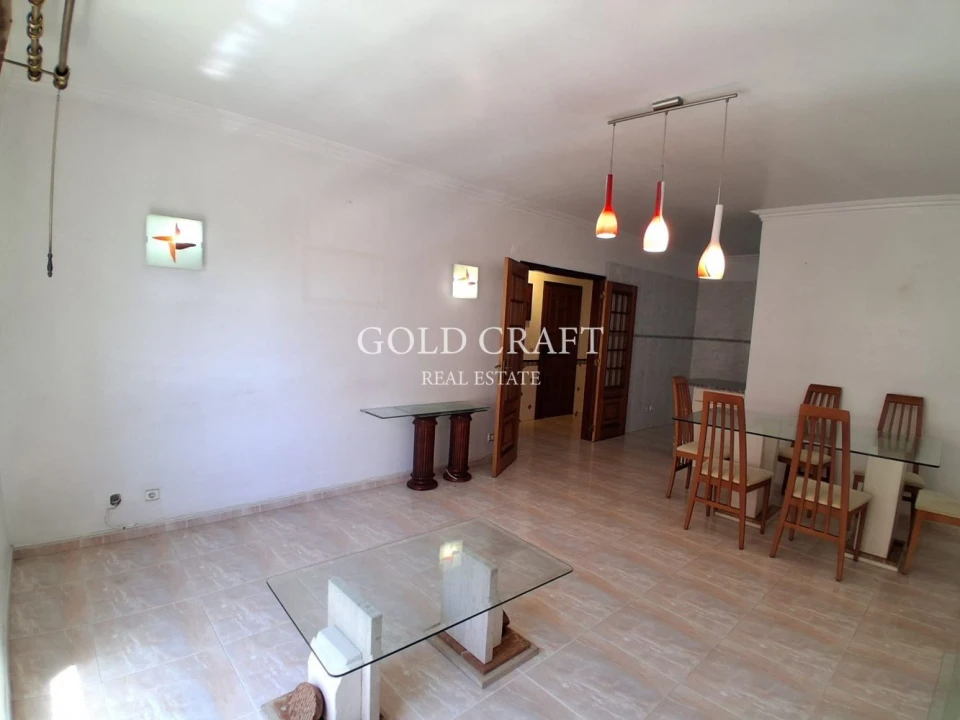 Apartamento T2 para Venda em Algueirão-Mem Martins Foto 6