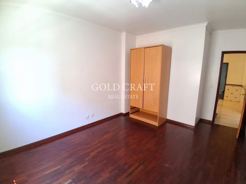 Apartamento T2 para Venda em Algueirão-Mem Martins Foto 11