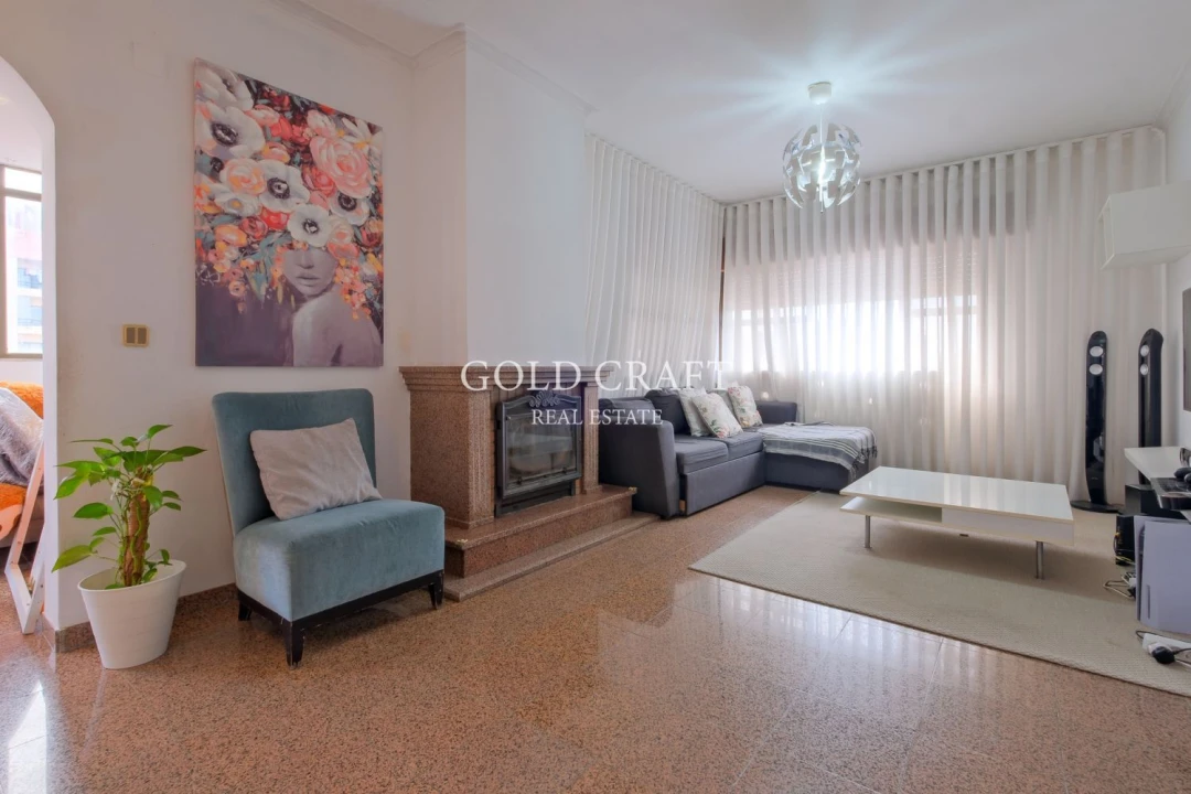 Apartamento T2 para Venda em Algueirão-Mem Martins Foto 4