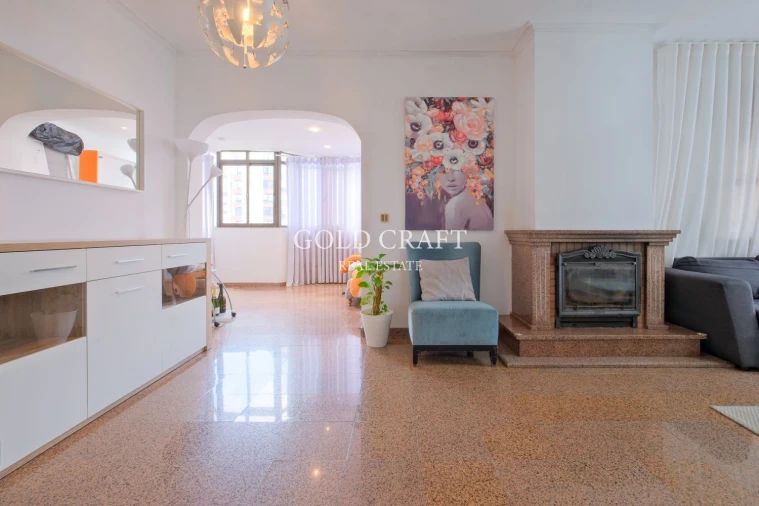 Apartamento T2 para Venda em Algueirão-Mem Martins Foto 3