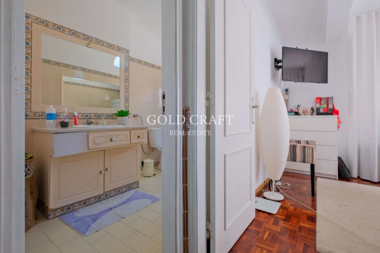 Apartamento T2 para Venda em Algueirão-Mem Martins Foto 9