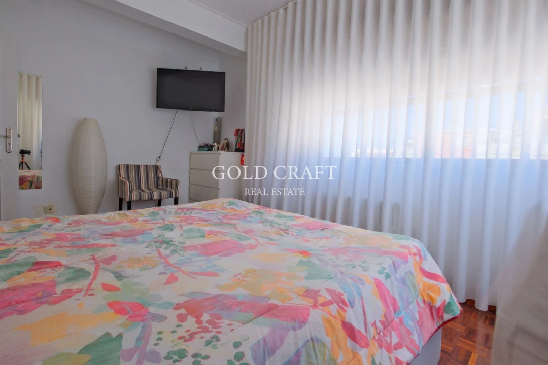Apartamento T2 para Venda em Algueirão-Mem Martins Foto 16