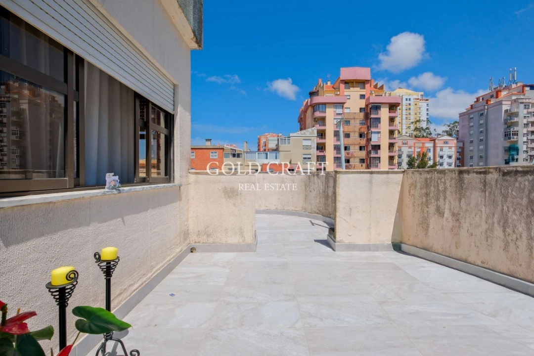 Apartamento T2 para Venda em Algueirão-Mem Martins Foto 30
