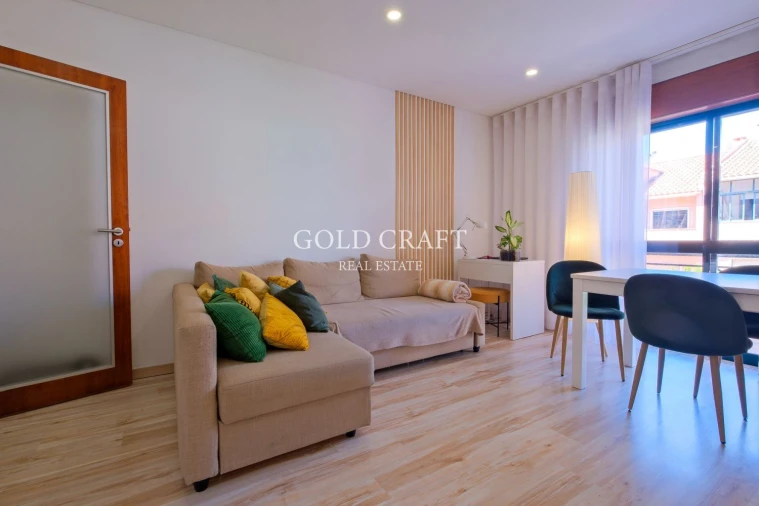Apartamento T2 para Venda em Alcabideche Foto 3