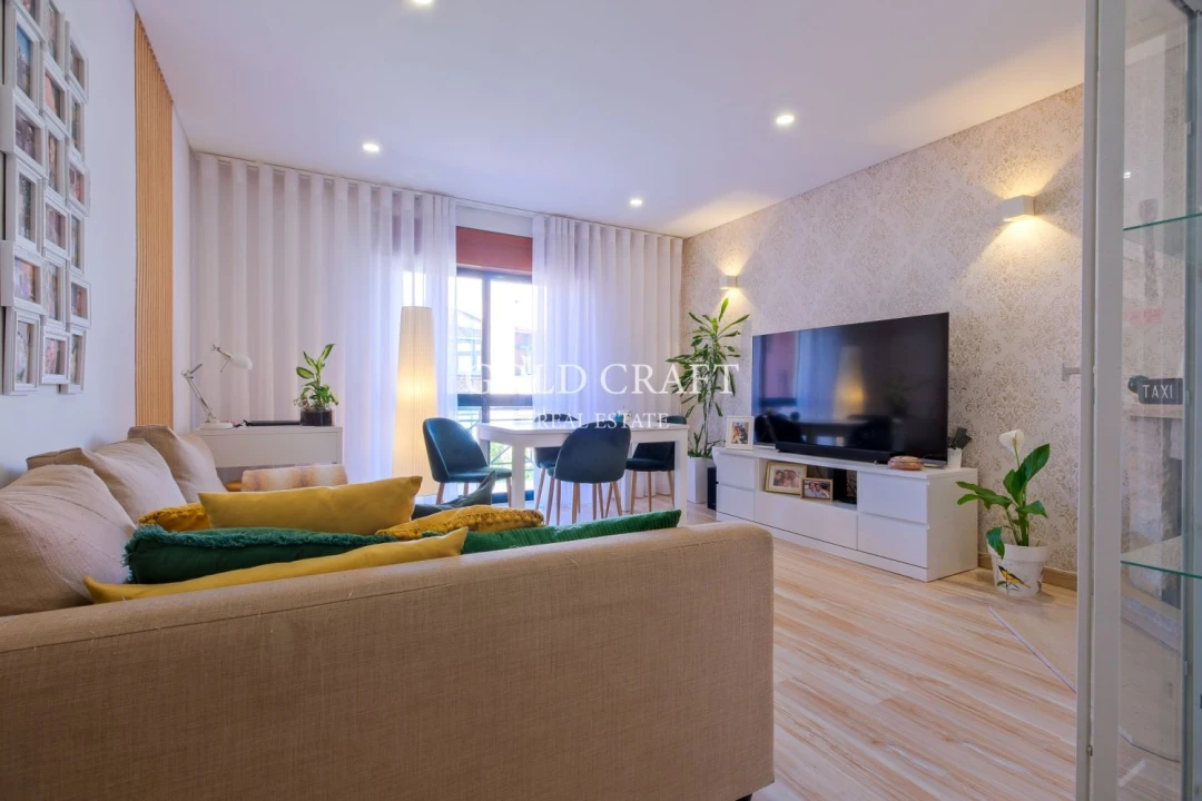 Apartamento T2 para Venda em Alcabideche Foto 2