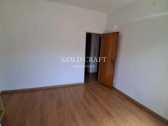 Apartamento T1 para Venda em Águas Livres Foto 9