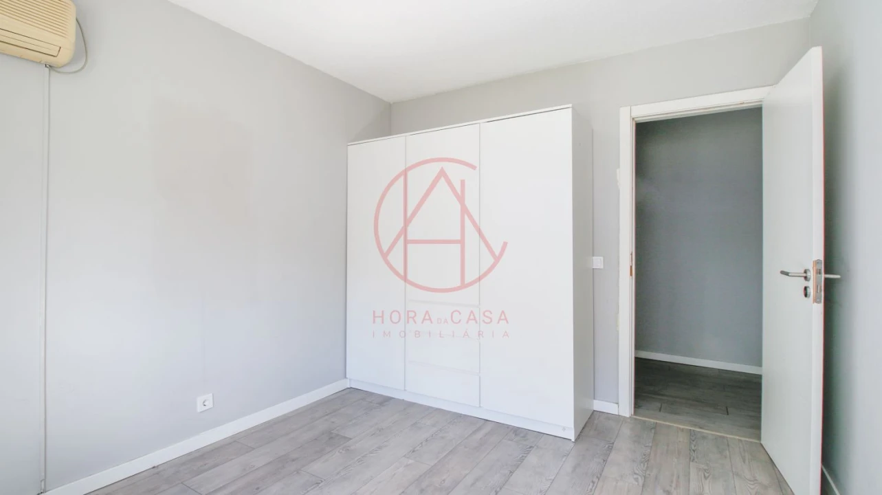 Apartamento T3 para Venda em Santo Antonio da Charneca Foto 19