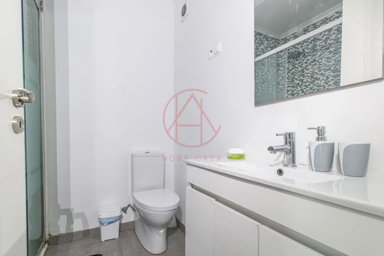 Apartamento T3 para Venda em Santo Antonio da Charneca Foto 24