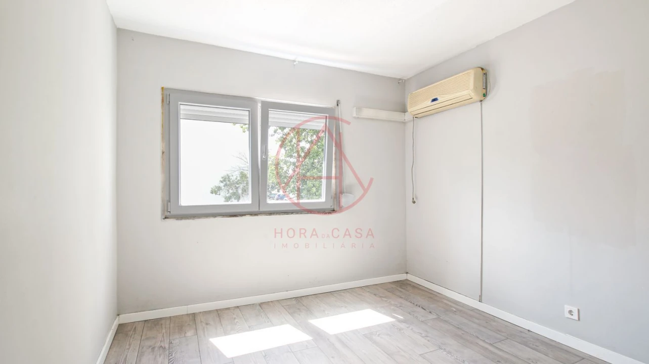 Apartamento T3 para Venda em Santo Antonio da Charneca Foto 18