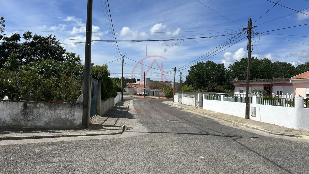Moradia T1 para Venda em Azeitão (São Lourenço e São Simão) Foto 29