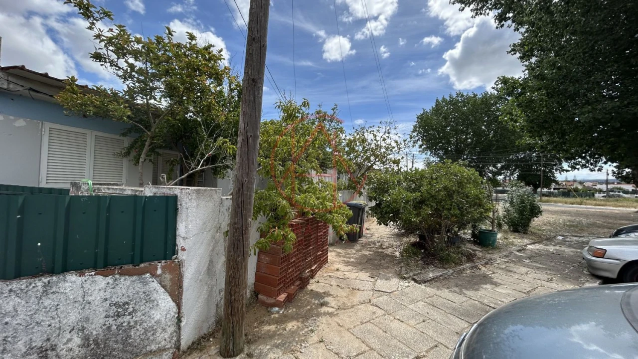 Moradia T1 para Venda em Azeitão (São Lourenço e São Simão) Foto 25