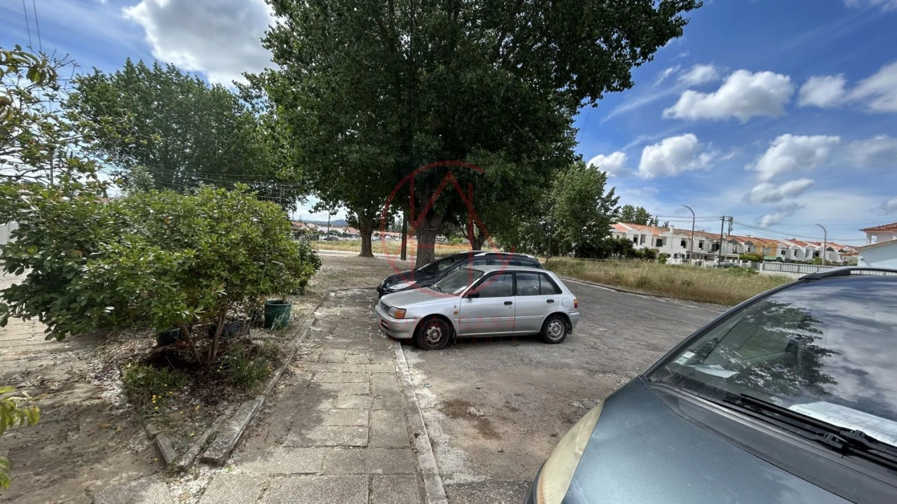 Moradia T1 para Venda em Azeitão (São Lourenço e São Simão) Foto 26