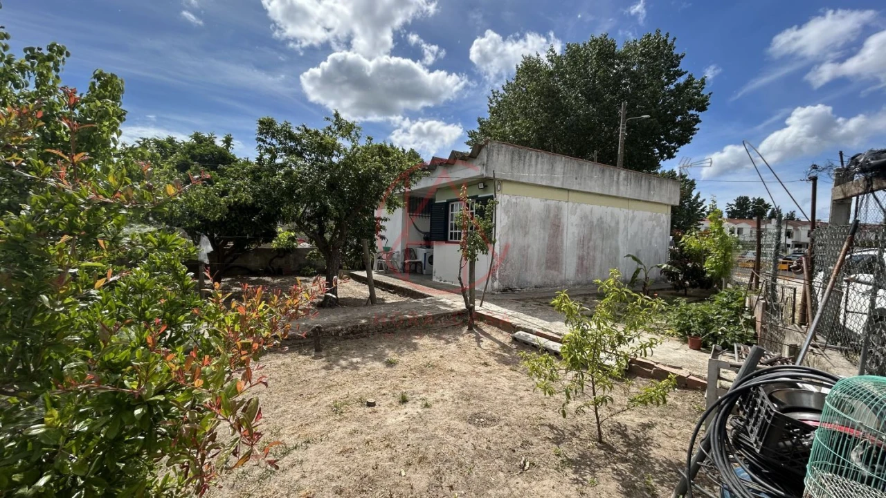 Moradia T1 para Venda em Azeitão (São Lourenço e São Simão) Foto 18