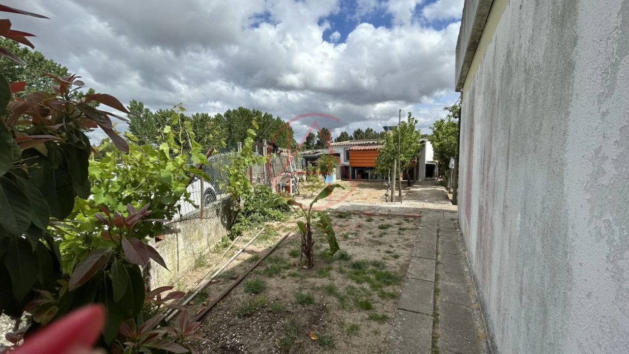 Moradia T1 para Venda em Azeitão (São Lourenço e São Simão) Foto 19