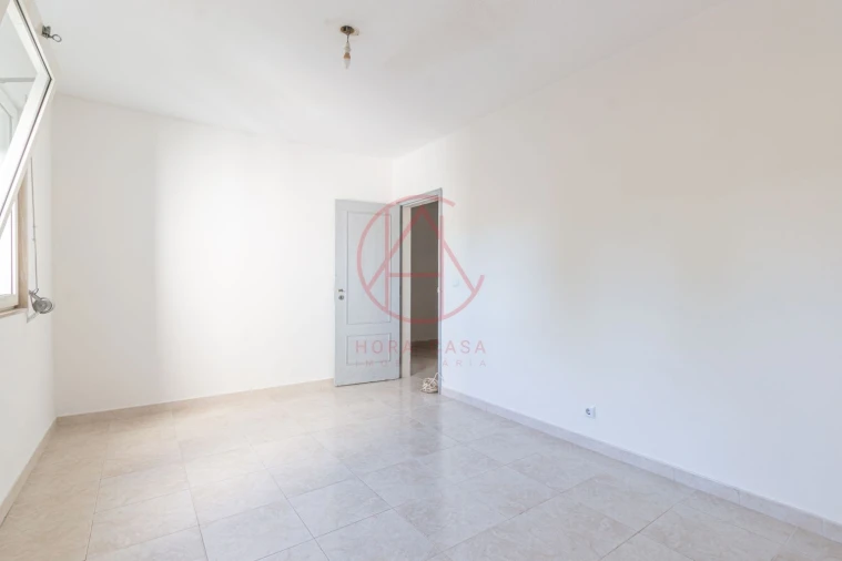 Apartamento T3 para Venda em Santo Antonio da Charneca Foto 26