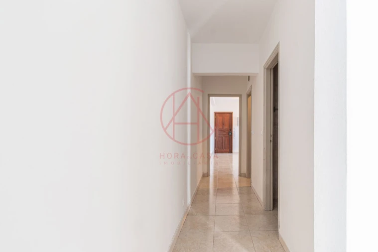 Apartamento T3 para Venda em Santo Antonio da Charneca Foto 28