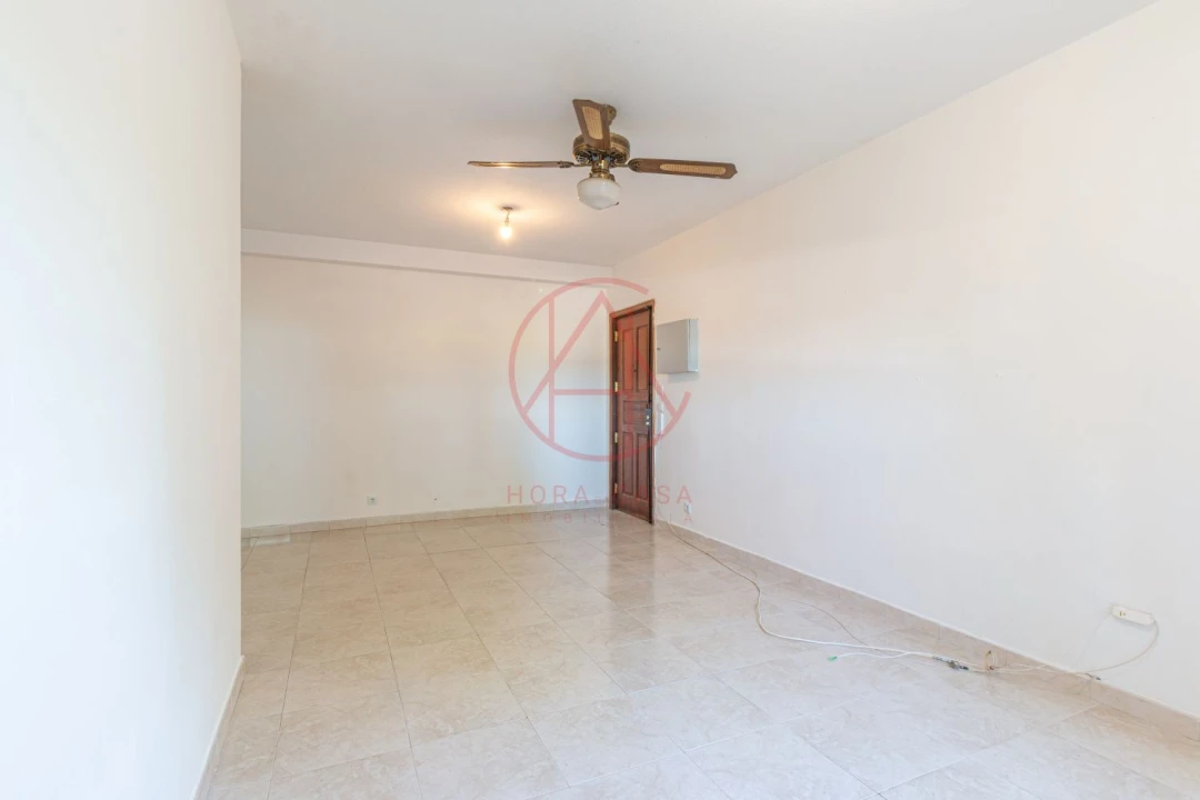 Apartamento T3 para Venda em Santo Antonio da Charneca Foto 10