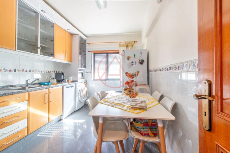 Apartamento T2 para Venda em Barreiro e Lavradio Foto 37
