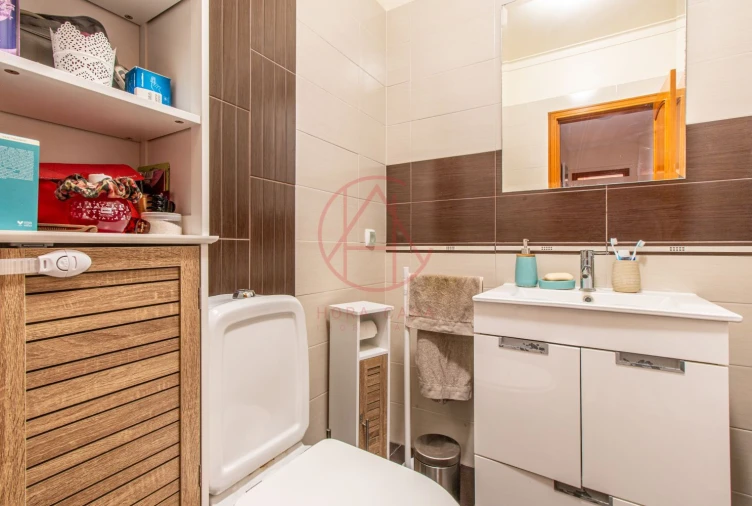 Apartamento T2 para Venda em Barreiro e Lavradio Foto 18