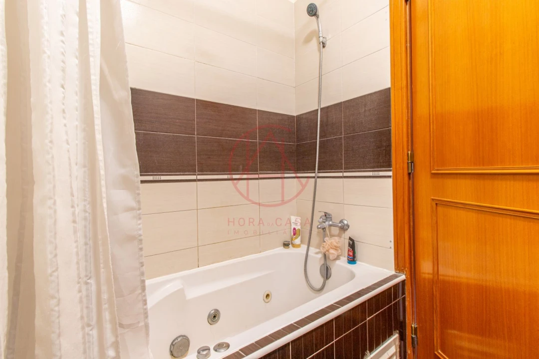 Apartamento T2 para Venda em Barreiro e Lavradio Foto 19