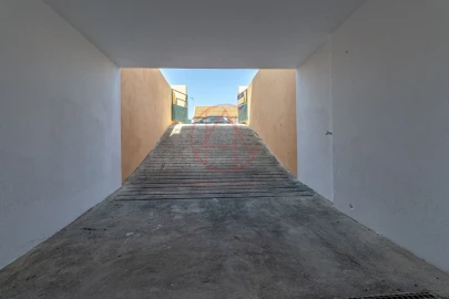 Moradia T4 para Venda em Gambia-Pontes-Alto da Guerra