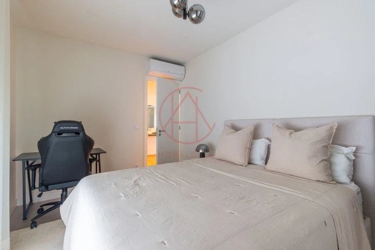 Apartamento T1 para Venda em Seixal, Arrentela e Aldeia de Paio Pires Foto 9