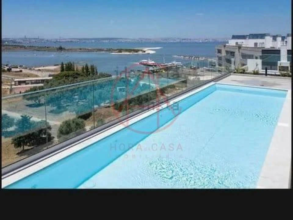 Apartamento T1 para Venda em Seixal, Arrentela e Aldeia de Paio Pires Foto 23