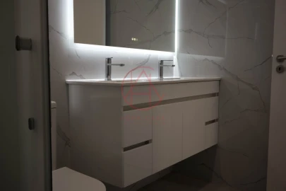 Apartamento T4 para Venda em Amora