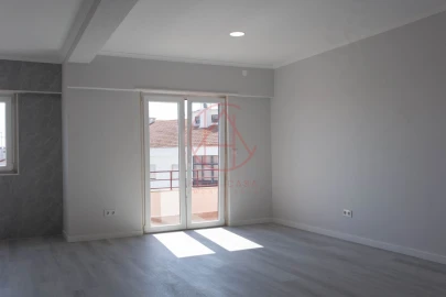 Apartamento T4 para Venda em Amora